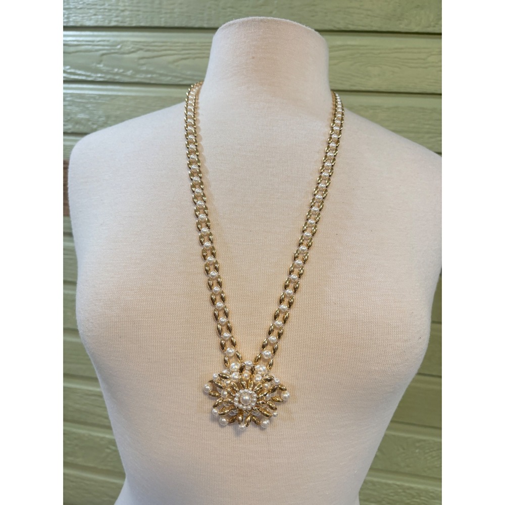 Vintage Gold Tone Faux Pearl Sunburst Floral Statement Necklace